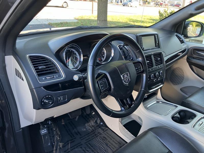Dodge Grand Caravan SXT 2019