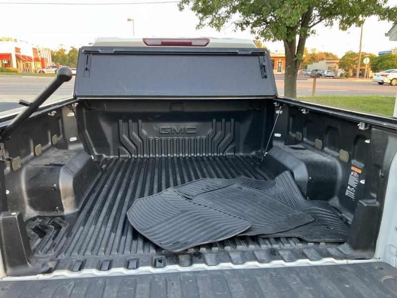 GMC Sierra 1500 Limited Elevation Crew Cab 4WD 2022