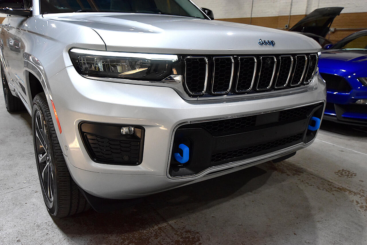 2022 Jeep Cherokee Overland 4xe photo 3