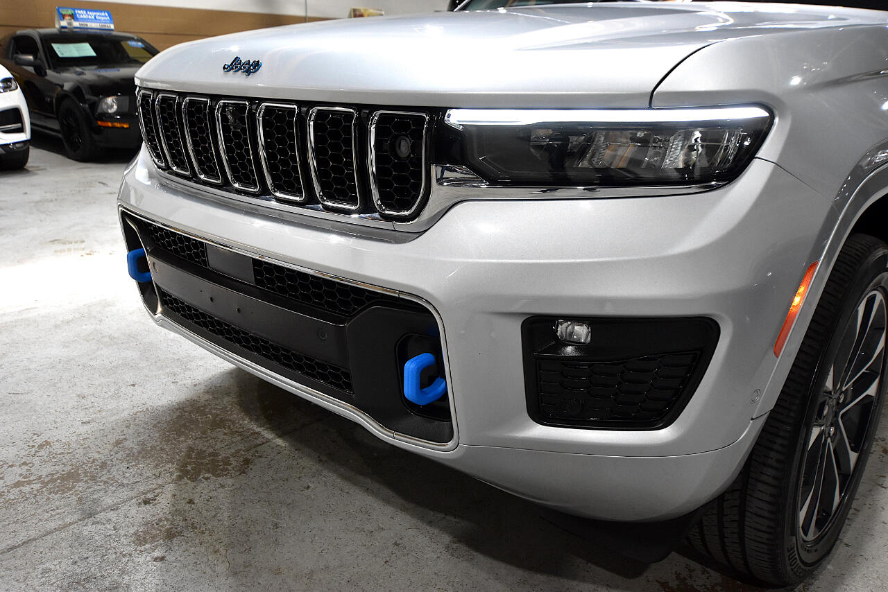 2022 Jeep Cherokee Overland 4xe photo 4