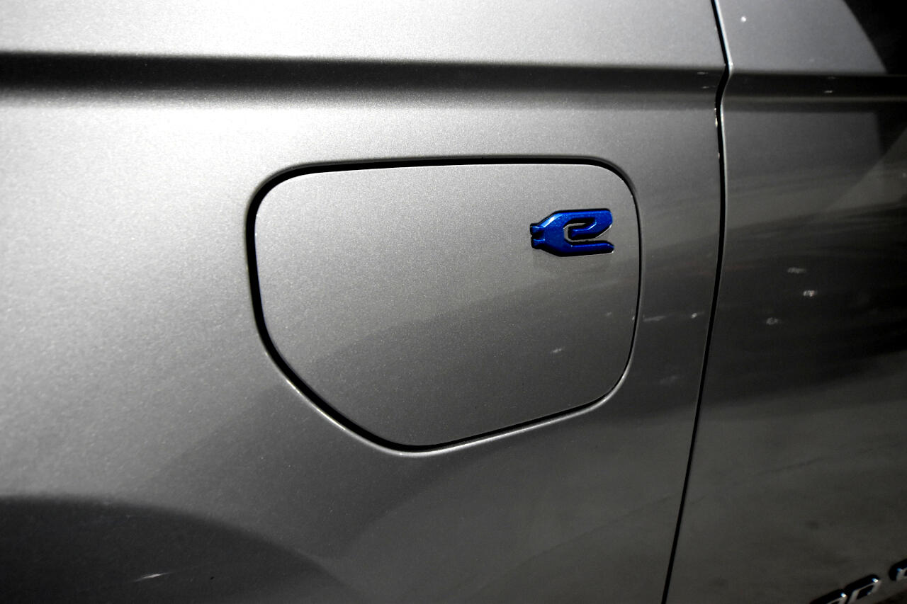 Jeep Grand Cherokee 4xe Overland 4x4 2022 Jeep Grand Cherokee 4xe Overland 4x4 2022