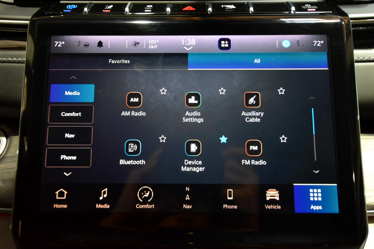 Jeep Grand Cherokee 4xe Overland 4x4 2022 Jeep Grand Cherokee 4xe Overland 4x4 2022