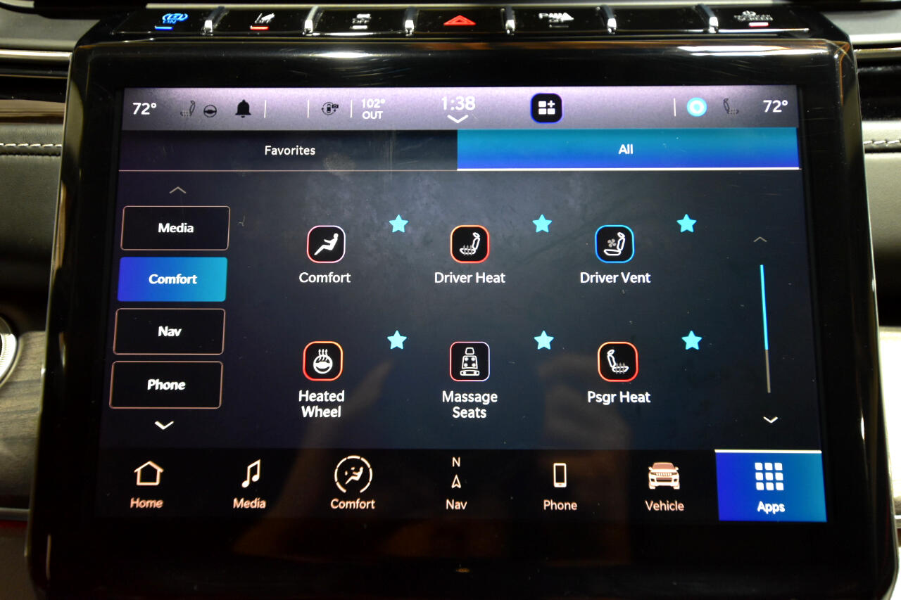 Jeep Grand Cherokee 4xe Overland 4x4 2022 Jeep Grand Cherokee 4xe Overland 4x4 2022