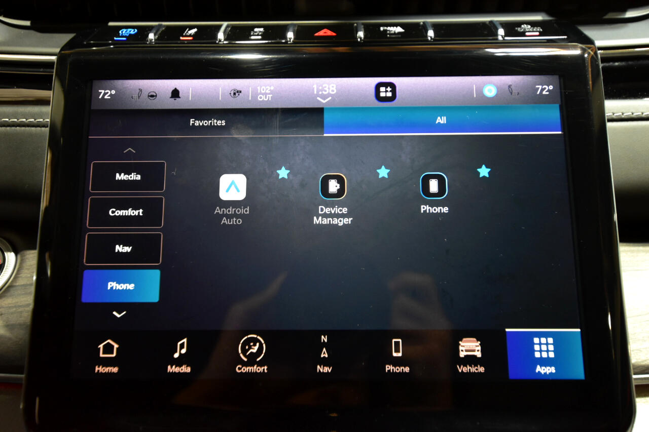 Jeep Grand Cherokee 4xe Overland 4x4 2022 Jeep Grand Cherokee 4xe Overland 4x4 2022