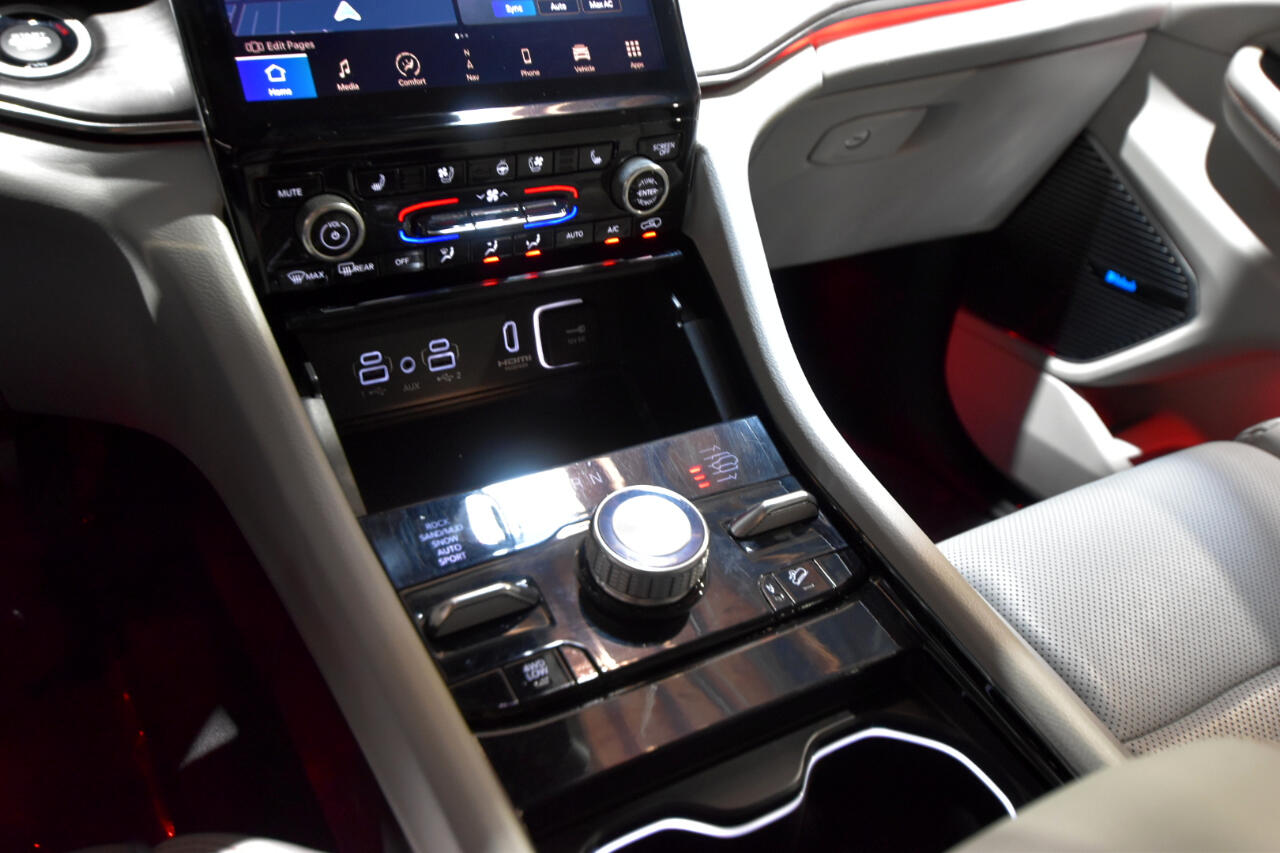 Jeep Grand Cherokee 4xe Overland 4x4 2022 Jeep Grand Cherokee 4xe Overland 4x4 2022