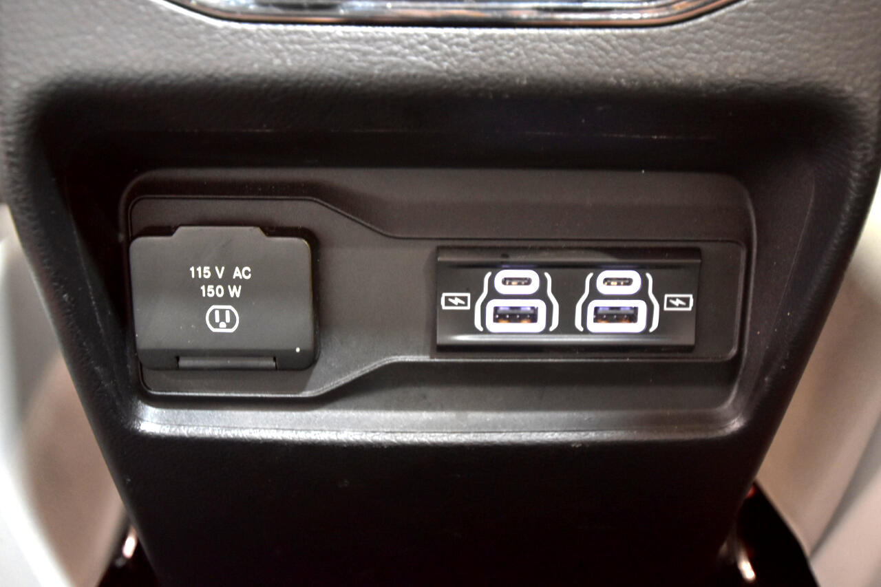 Jeep Grand Cherokee 4xe Overland 4x4 2022 Jeep Grand Cherokee 4xe Overland 4x4 2022