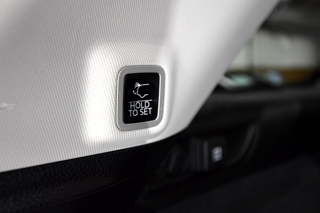 Jeep Grand Cherokee 4xe Overland 4x4 2022 Jeep Grand Cherokee 4xe Overland 4x4 2022