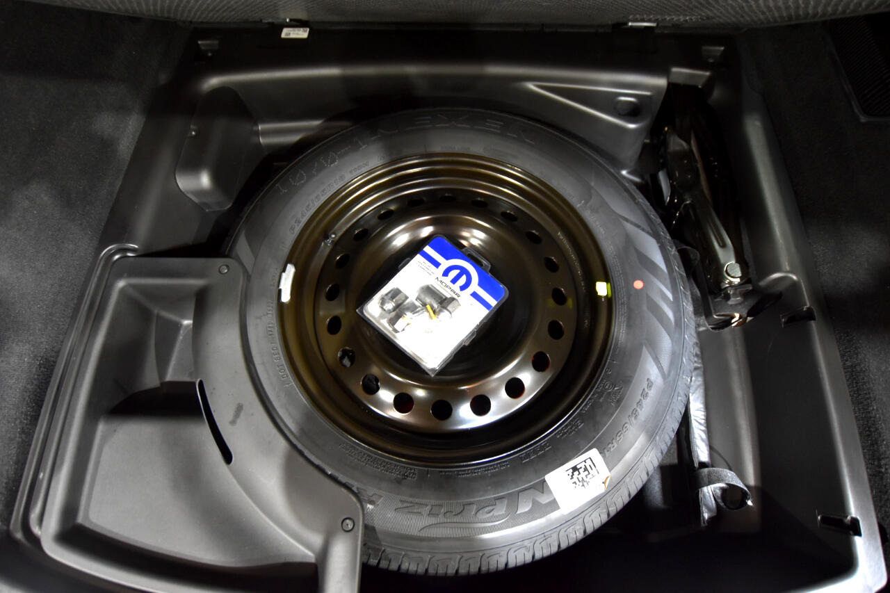 Jeep Grand Cherokee 4xe Overland 4x4 2022 Jeep Grand Cherokee 4xe Overland 4x4 2022