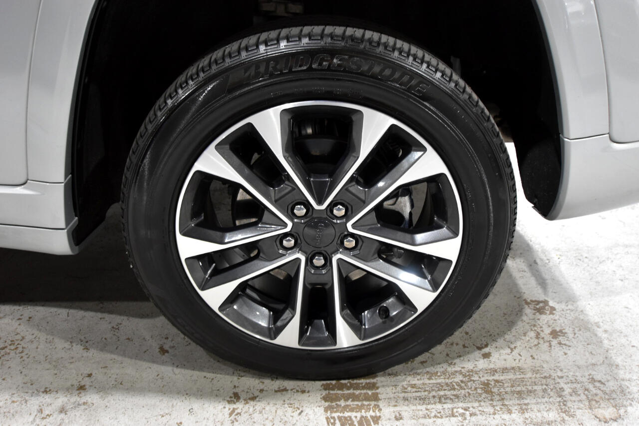 Jeep Grand Cherokee 4xe Overland 4x4 2022 Jeep Grand Cherokee 4xe Overland 4x4 2022