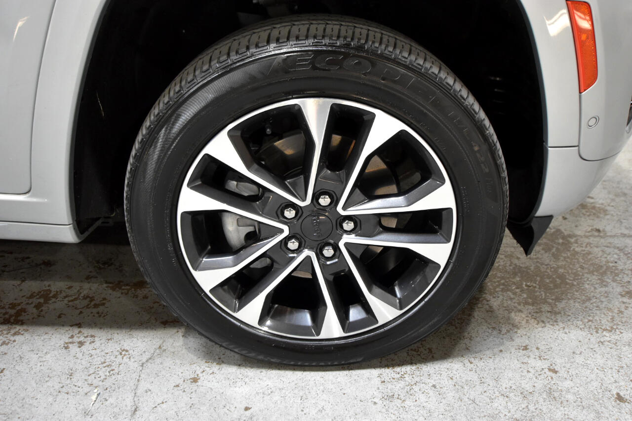 Jeep Grand Cherokee 4xe Overland 4x4 2022 Jeep Grand Cherokee 4xe Overland 4x4 2022