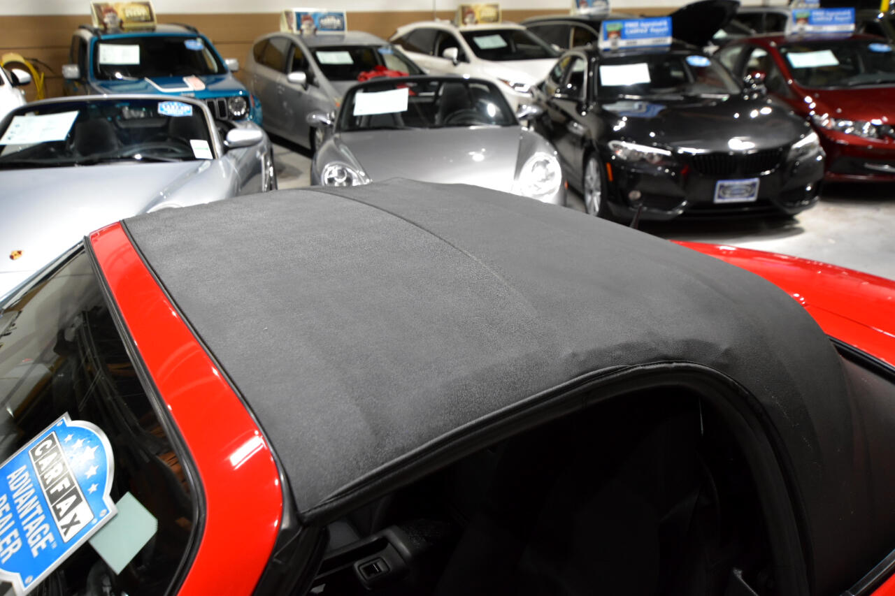 2009 Mazda MX-5 Miata Miata Touring photo 12