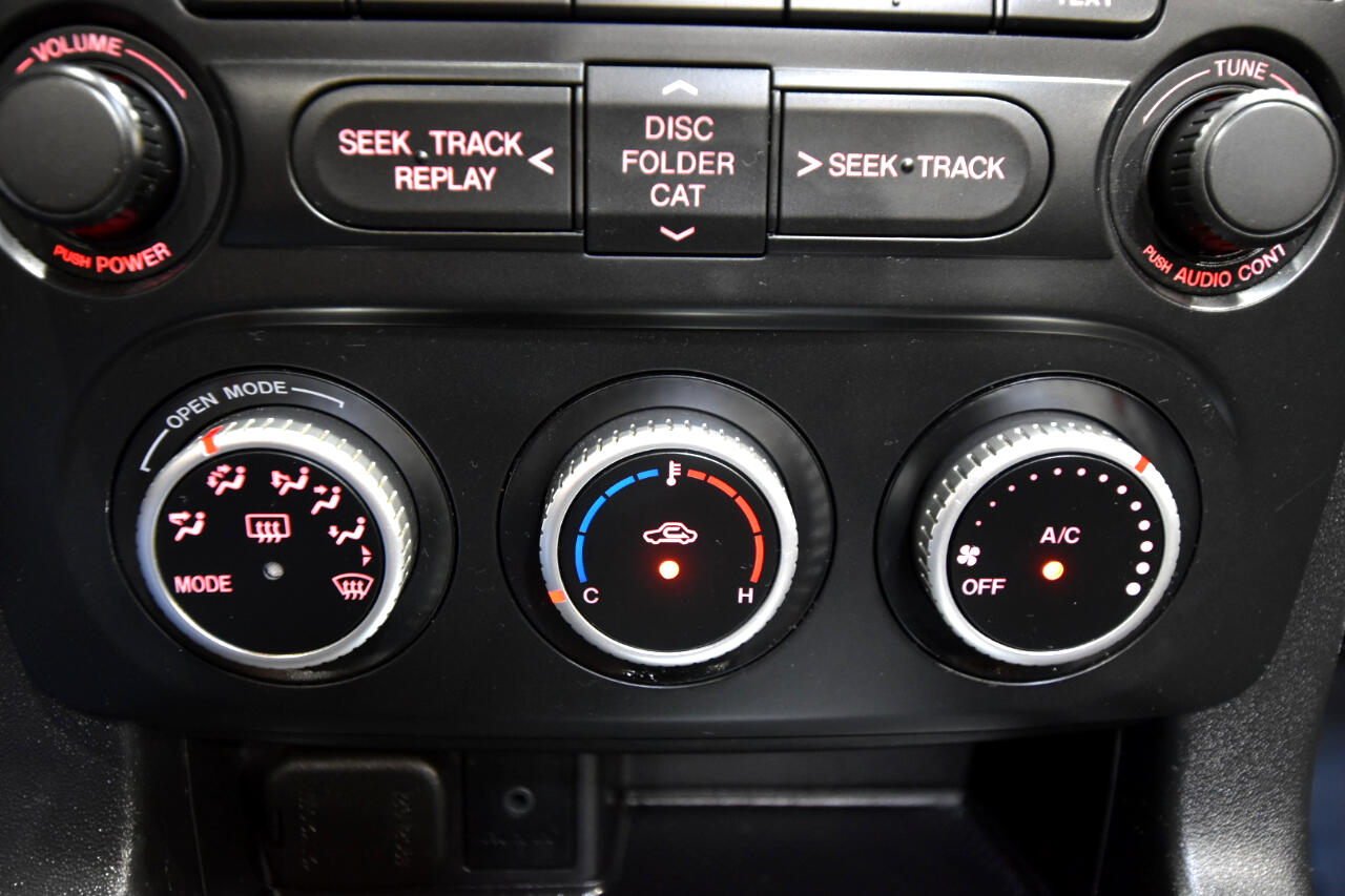 2009 Mazda MX-5 Miata Miata Touring photo 28