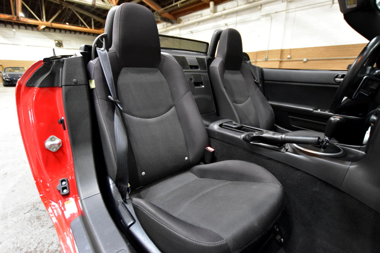 2009 Mazda MX-5 Miata Miata Touring photo 37