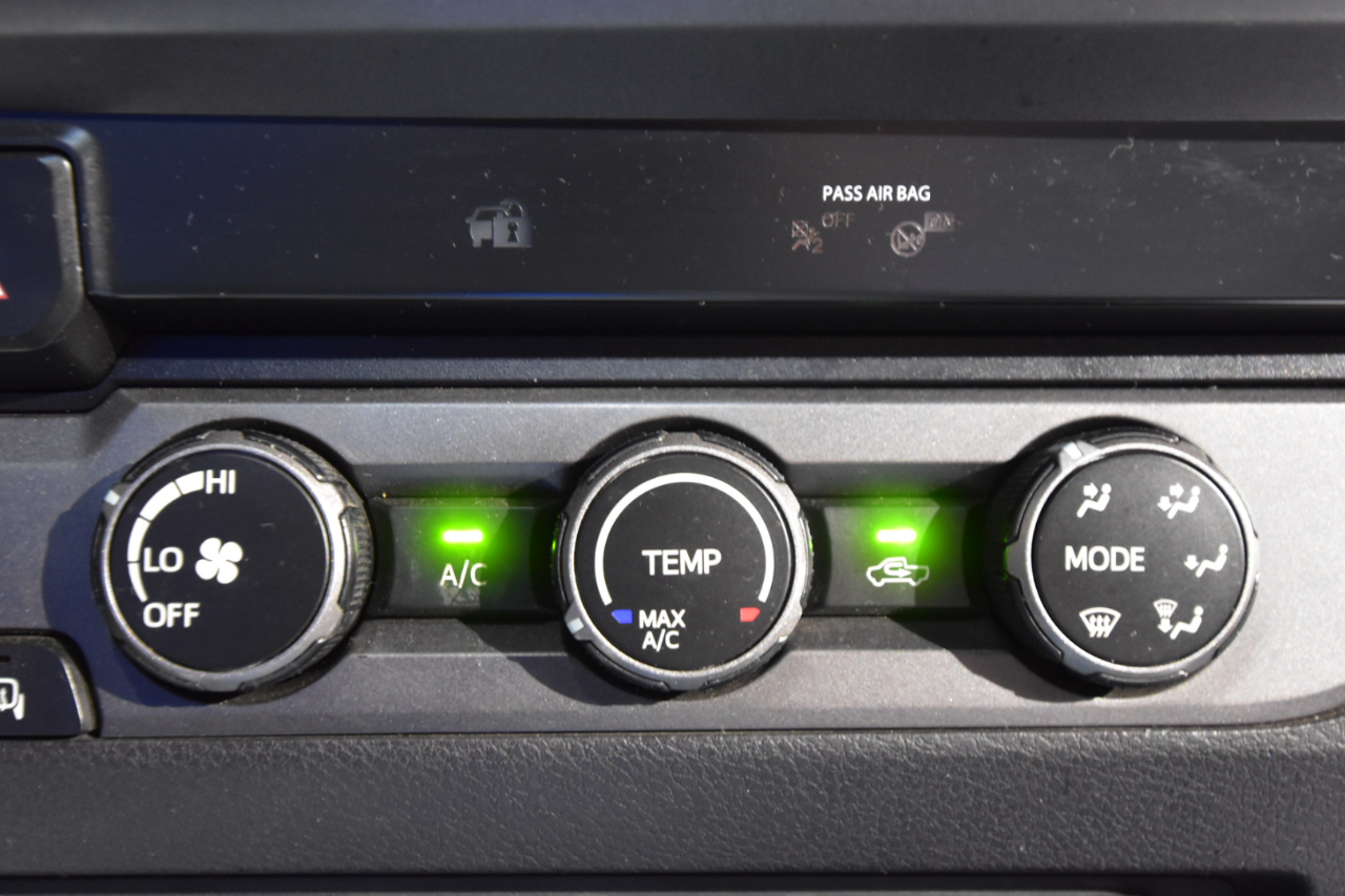 Toyota Tacoma 4WD TRD Off Road Double Cab 5' Bed V6 AT (Natl) 2019 Toyota Tacoma 4WD TRD Off Road Double Cab 5' Bed V6 AT (Natl) 2019