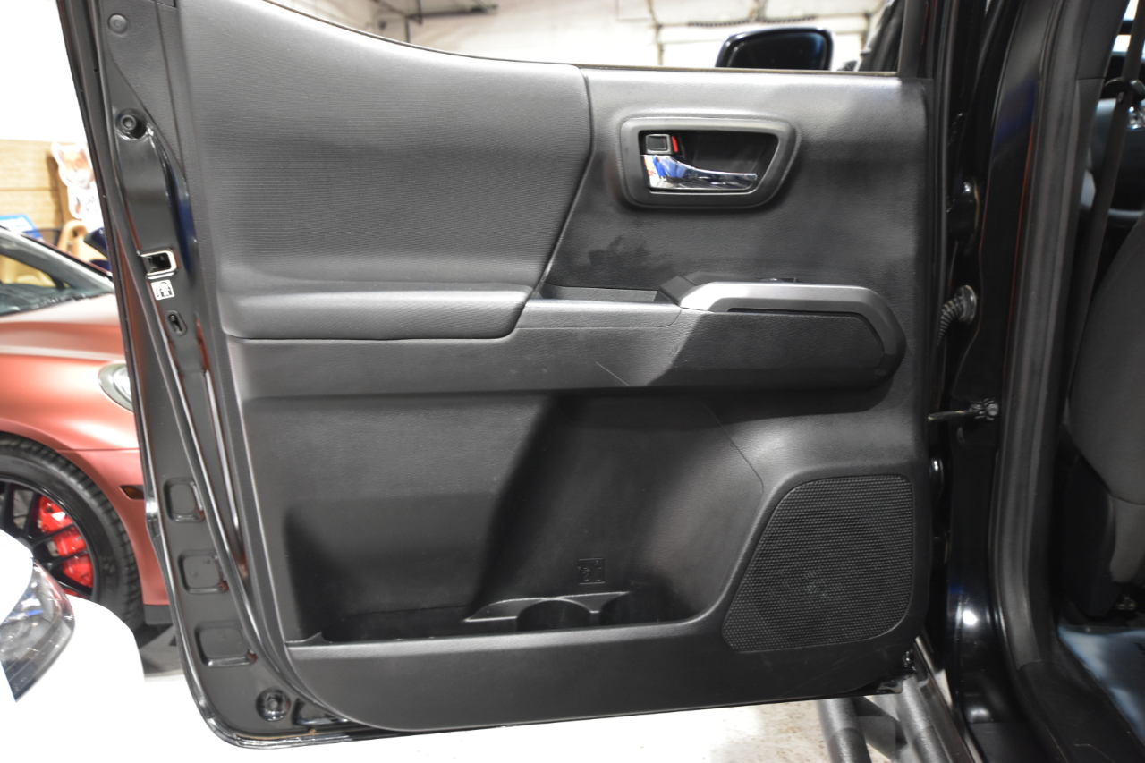 Toyota Tacoma 4WD TRD Off Road Double Cab 5' Bed V6 AT (Natl) 2019 Toyota Tacoma 4WD TRD Off Road Double Cab 5' Bed V6 AT (Natl) 2019
