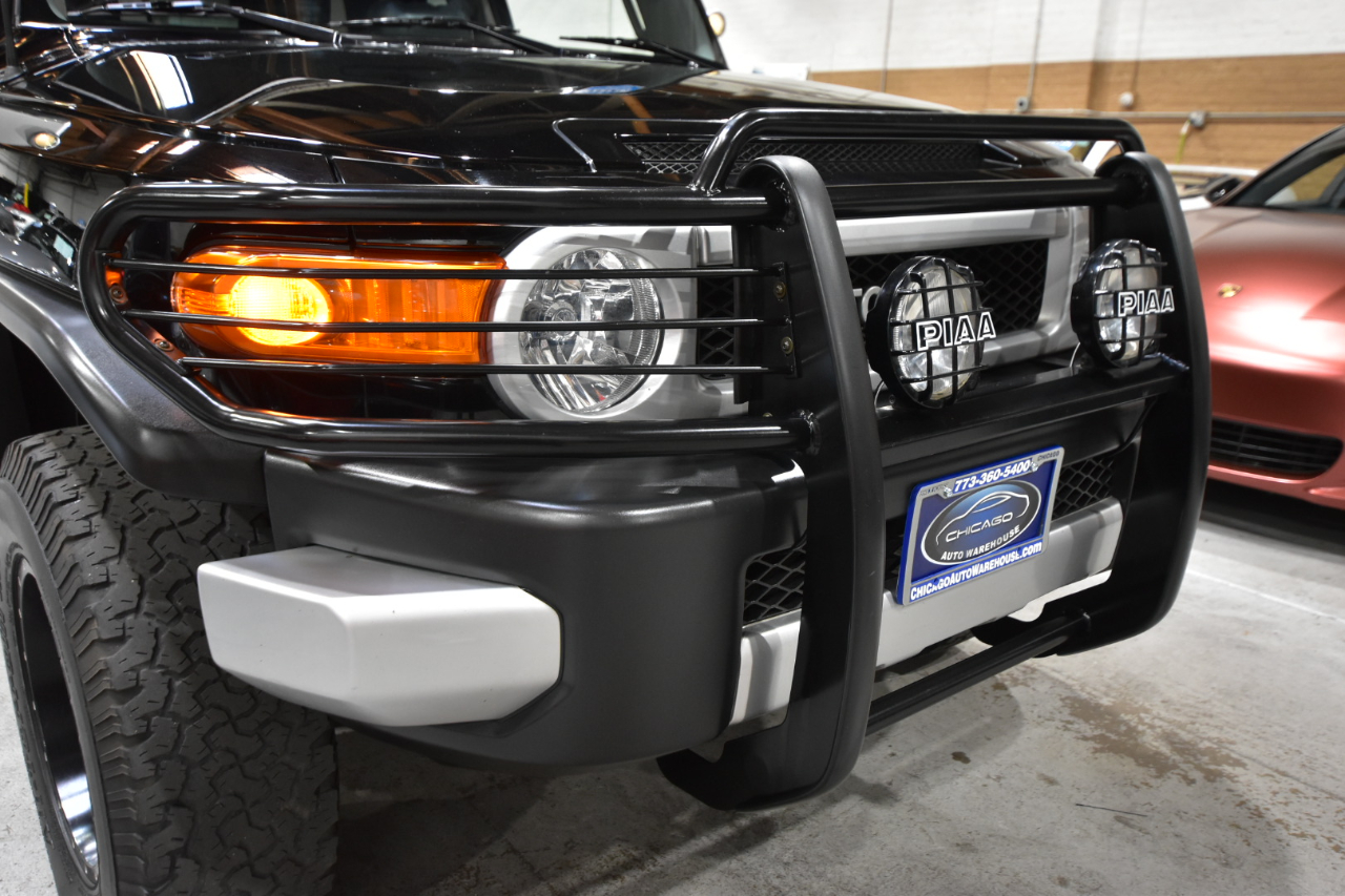 Toyota FJ Cruiser 4WD 4dr Auto (Natl) 2014 Toyota FJ Cruiser 4WD 4dr Auto (Natl) 2014