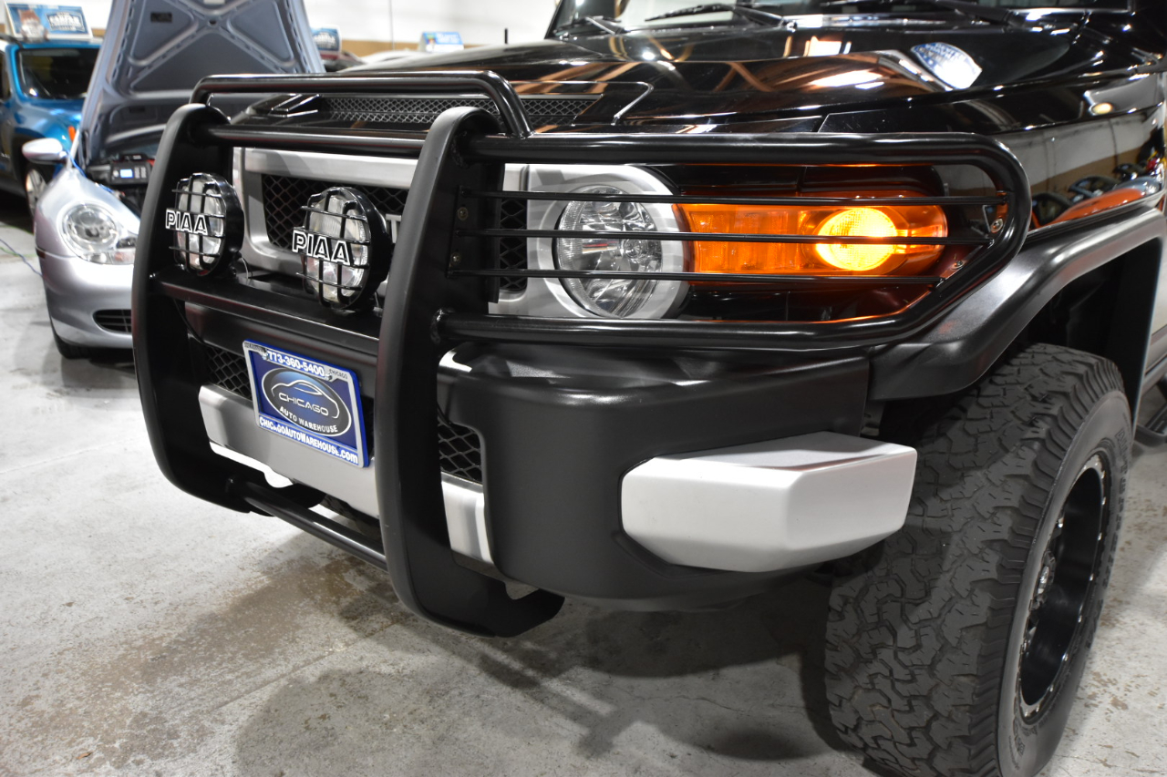 Toyota FJ Cruiser 4WD 4dr Auto (Natl) 2014 Toyota FJ Cruiser 4WD 4dr Auto (Natl) 2014