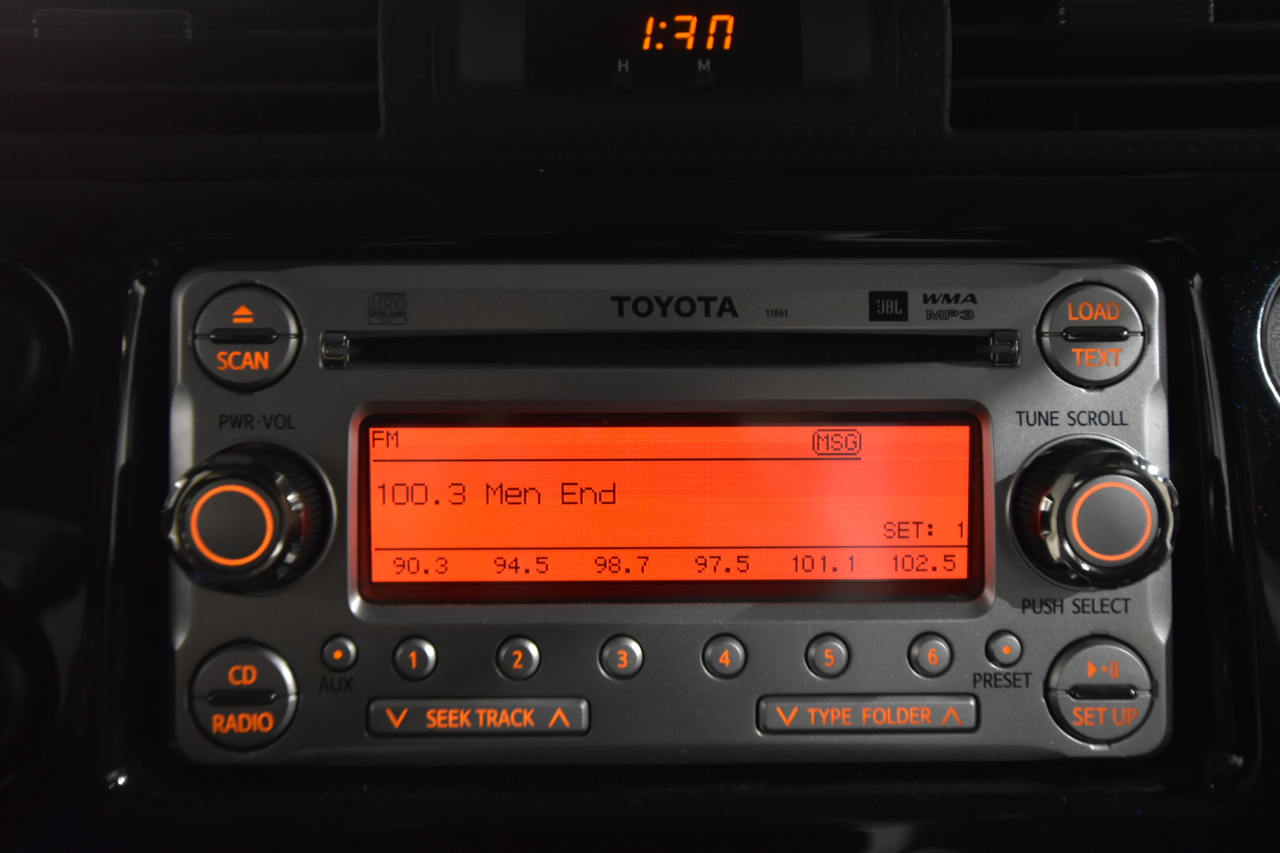 Toyota FJ Cruiser 4WD 4dr Auto (Natl) 2014 Toyota FJ Cruiser 4WD 4dr Auto (Natl) 2014