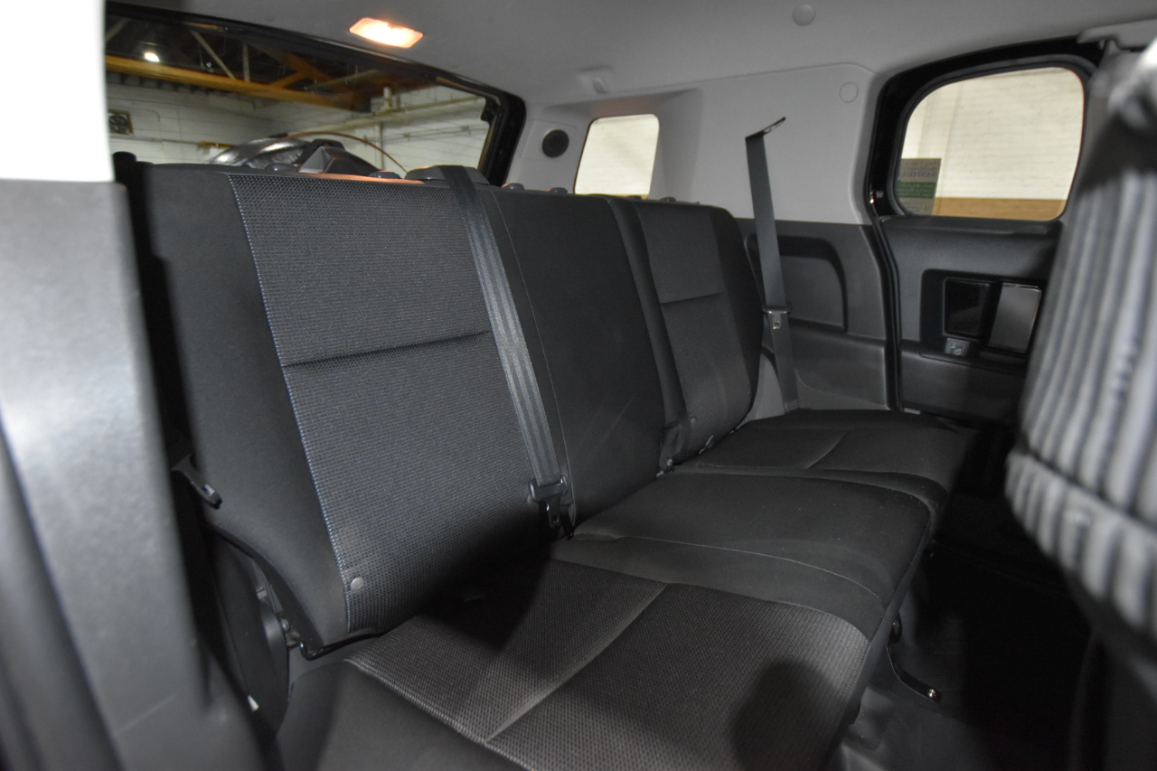 Toyota FJ Cruiser 4WD 4dr Auto (Natl) 2014 Toyota FJ Cruiser 4WD 4dr Auto (Natl) 2014