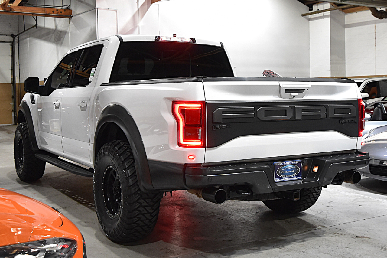 2020 Ford F-150 Raptor photo 13