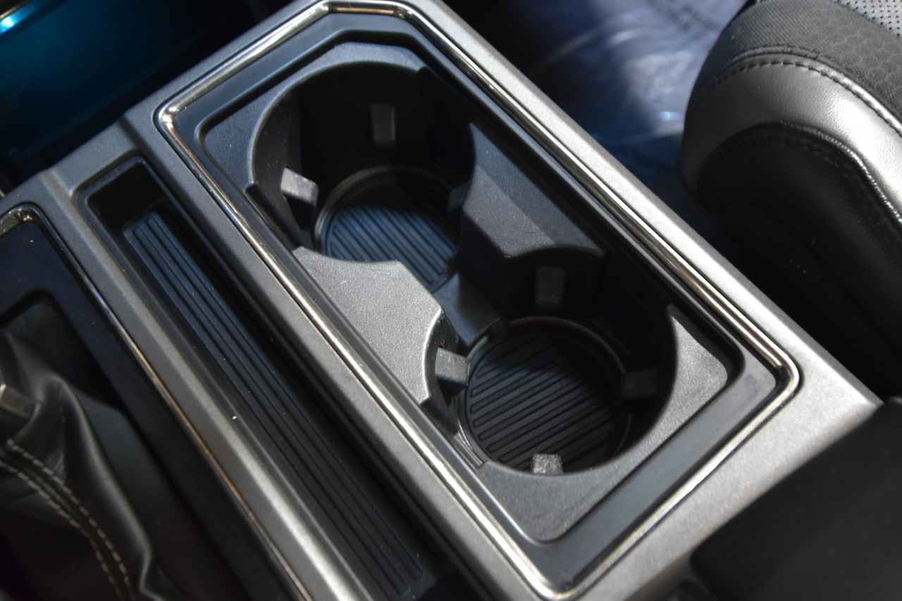 2020 Ford F-150 Raptor photo 48