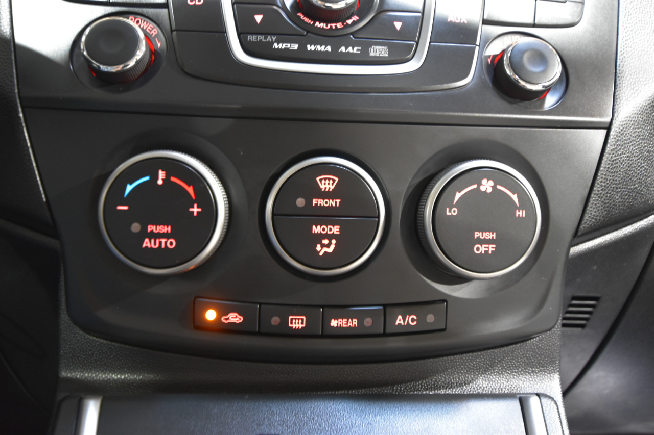 Mazda MAZDA5 4dr Wgn Auto Touring 2014 Mazda MAZDA5 4dr Wgn Auto Touring 2014