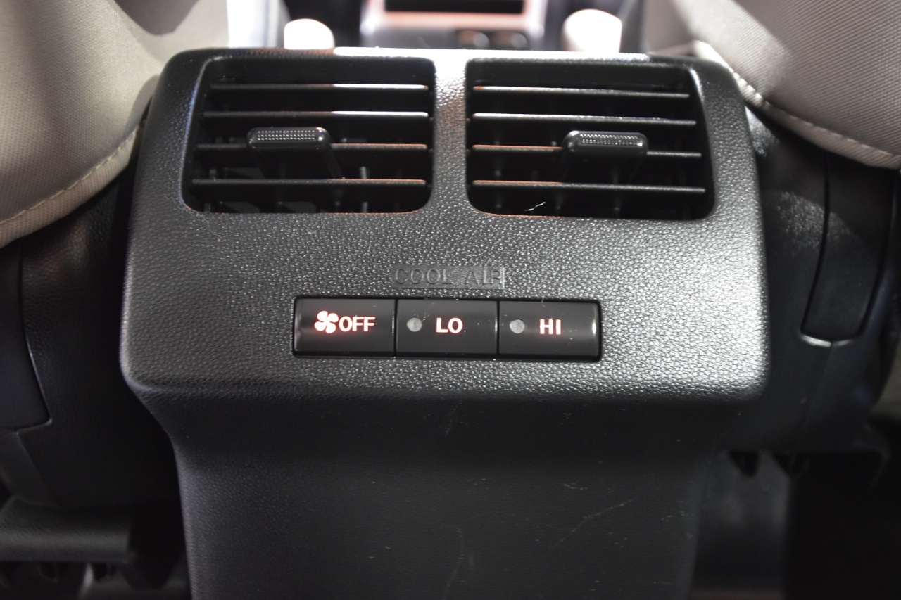 Mazda MAZDA5 4dr Wgn Auto Touring 2014 Mazda MAZDA5 4dr Wgn Auto Touring 2014