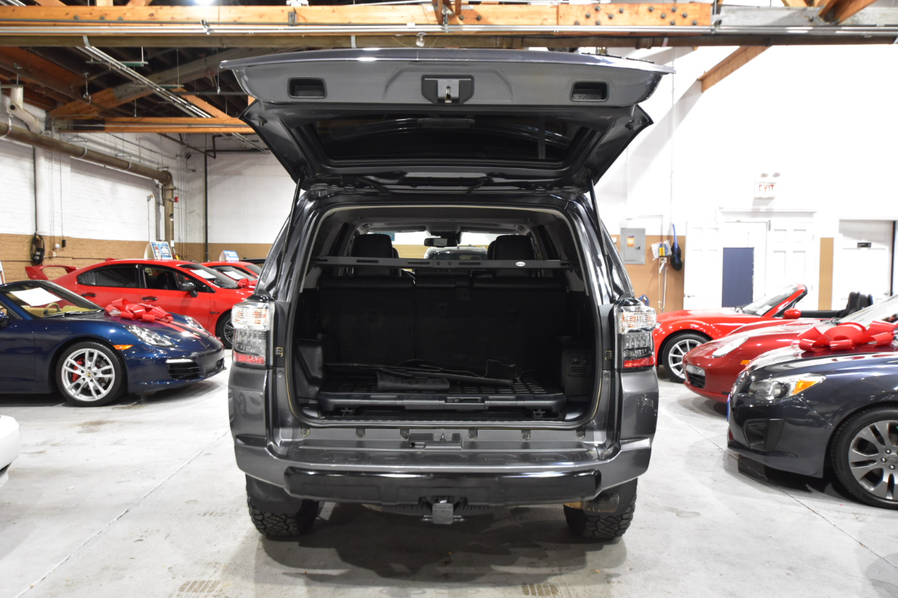 Toyota 4Runner TRD Pro 4WD (Natl) 2020 Toyota 4Runner TRD Pro 4WD (Natl) 2020