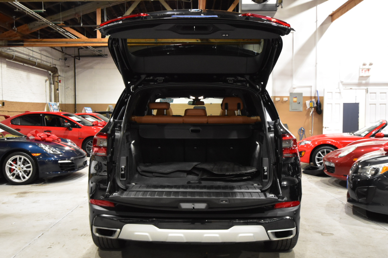 BMW X5 xDrive40i Sports Activity Vehicle 2019 BMW X5 xDrive40i Sports Activity Vehicle 2019