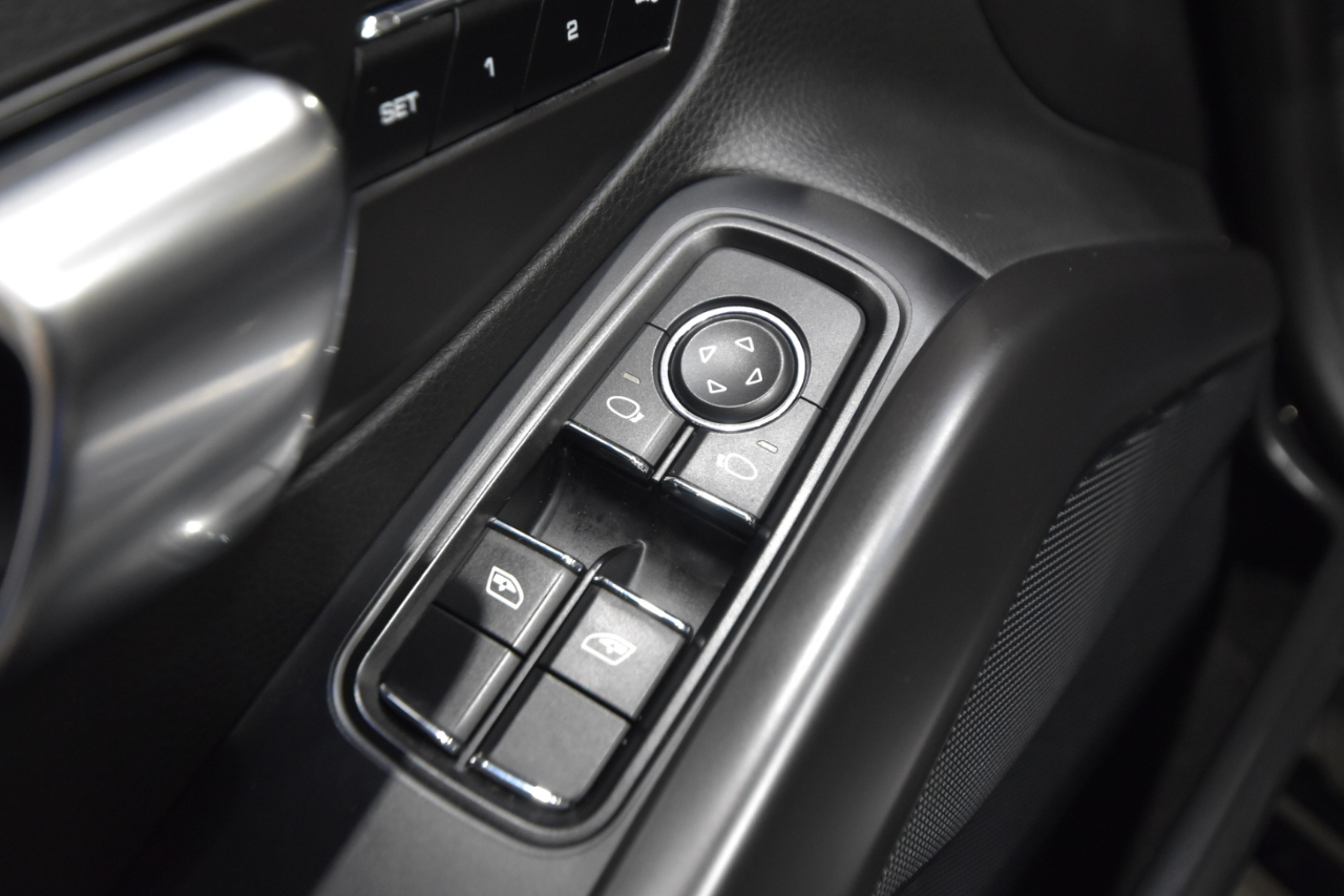 Porsche Boxster 2dr Roadster 2016 Porsche Boxster 2dr Roadster 2016