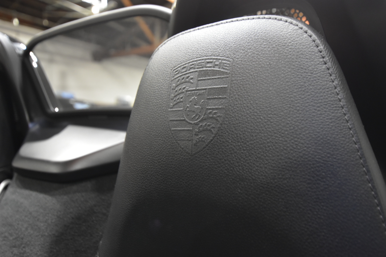 Porsche Boxster 2dr Roadster 2016 Porsche Boxster 2dr Roadster 2016