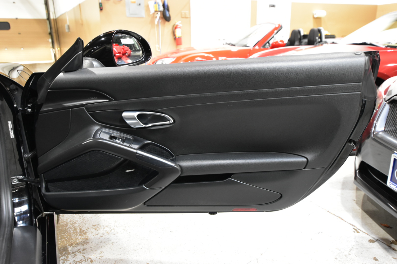 Porsche Boxster 2dr Roadster 2016 Porsche Boxster 2dr Roadster 2016