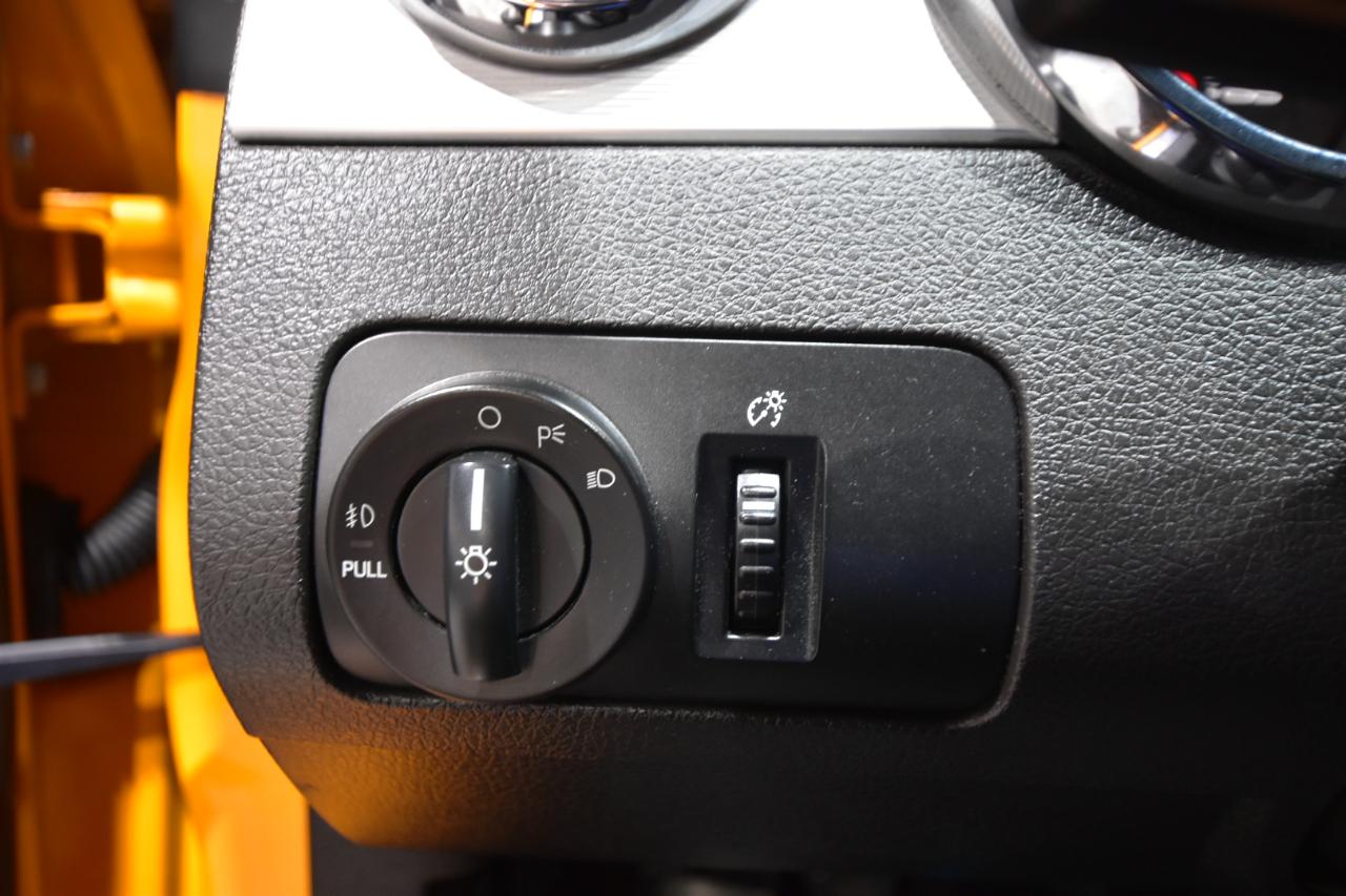 Ford Mustang 2dr Cpe GT Deluxe 2008