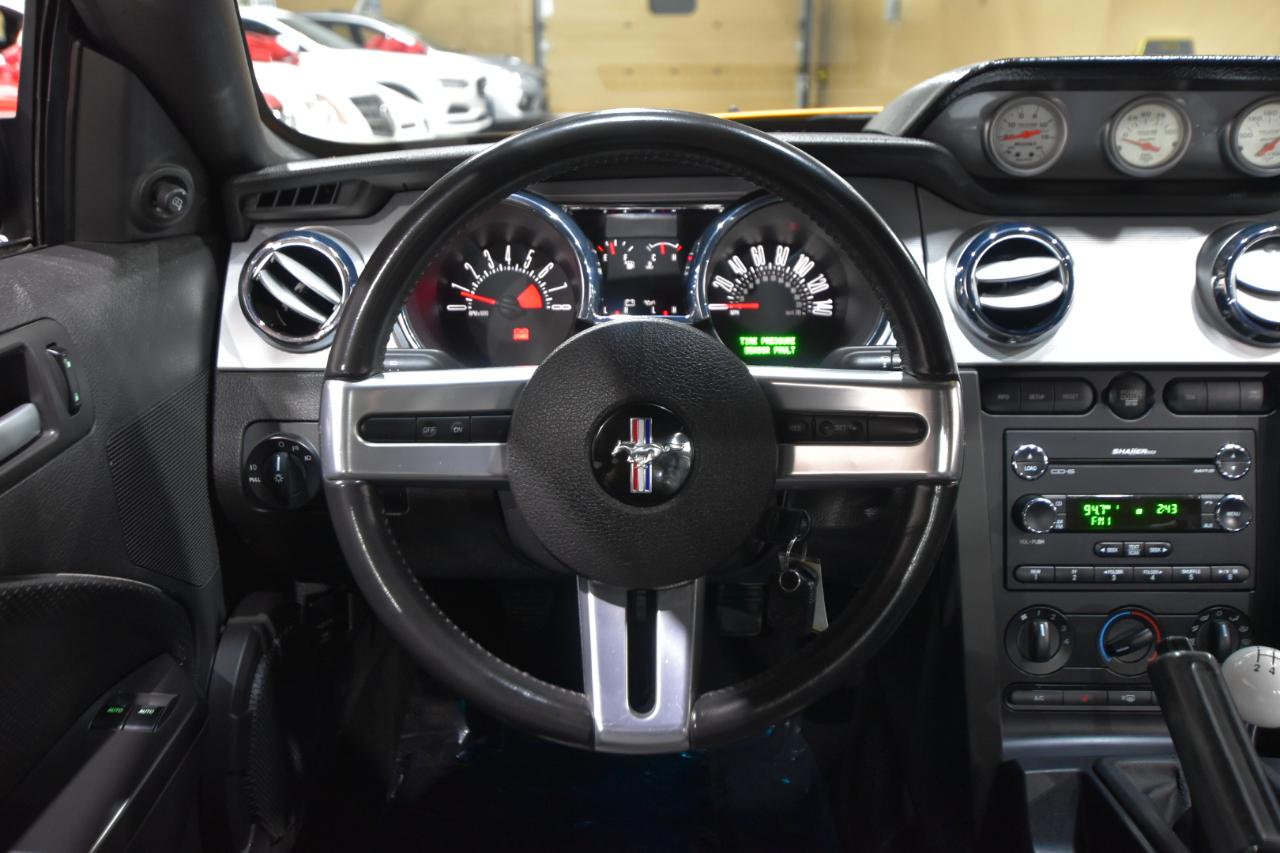 Ford Mustang 2dr Cpe GT Deluxe 2008