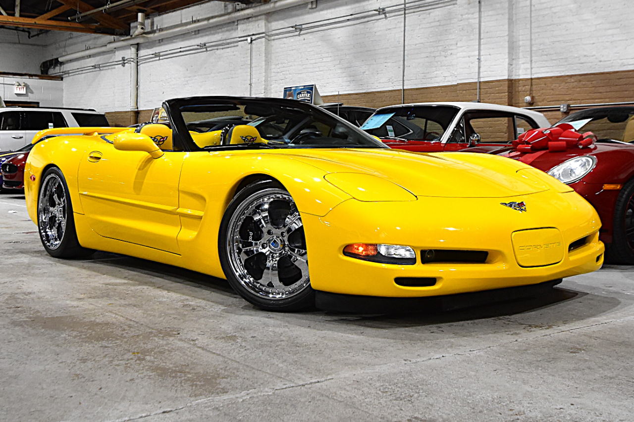Chevrolet Corvette 2dr Convertible 2003