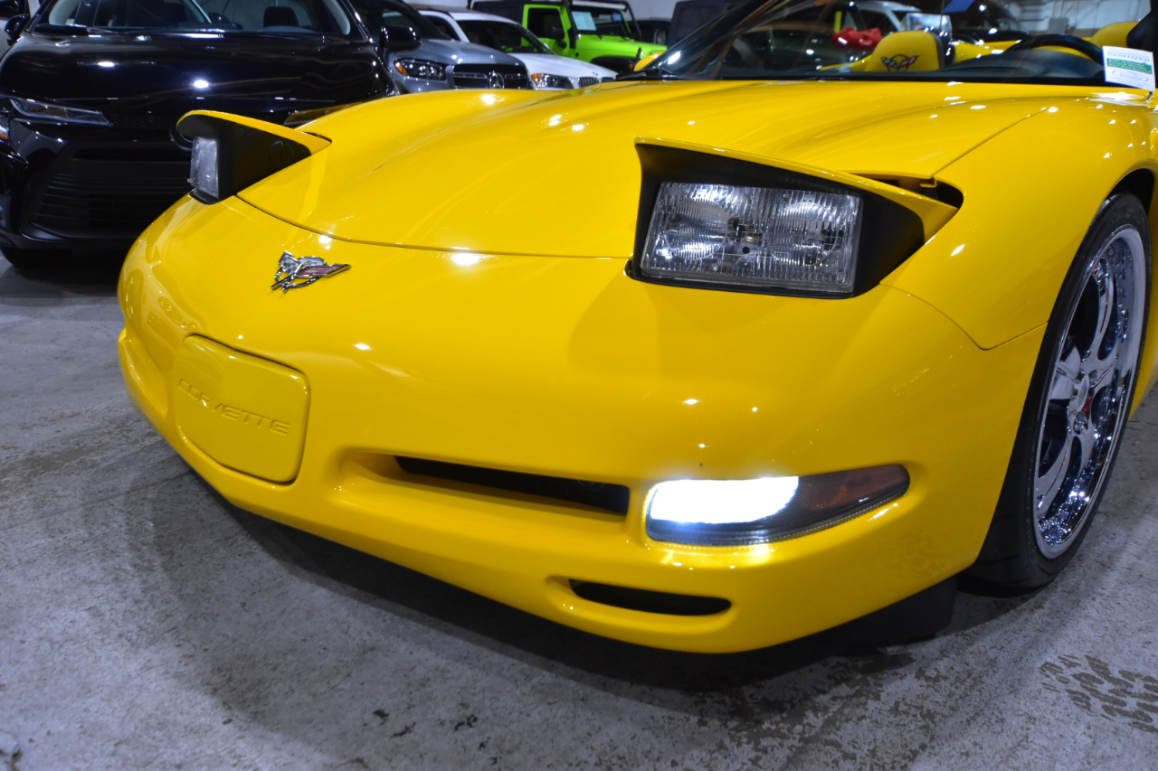 Chevrolet Corvette 2dr Convertible 2003