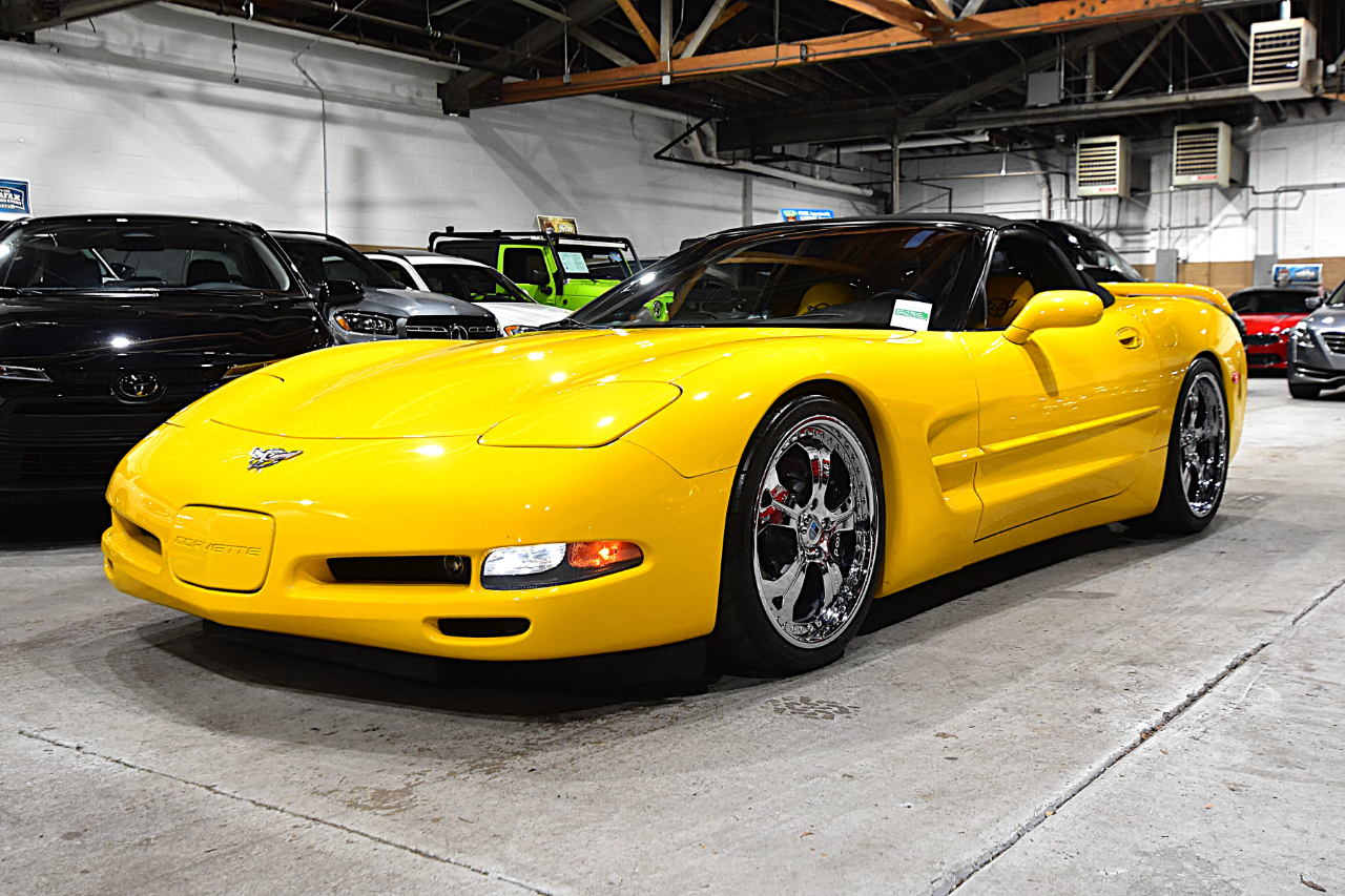 Chevrolet Corvette 2dr Convertible 2003