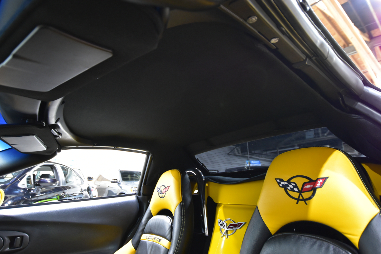 Chevrolet Corvette 2dr Convertible 2003