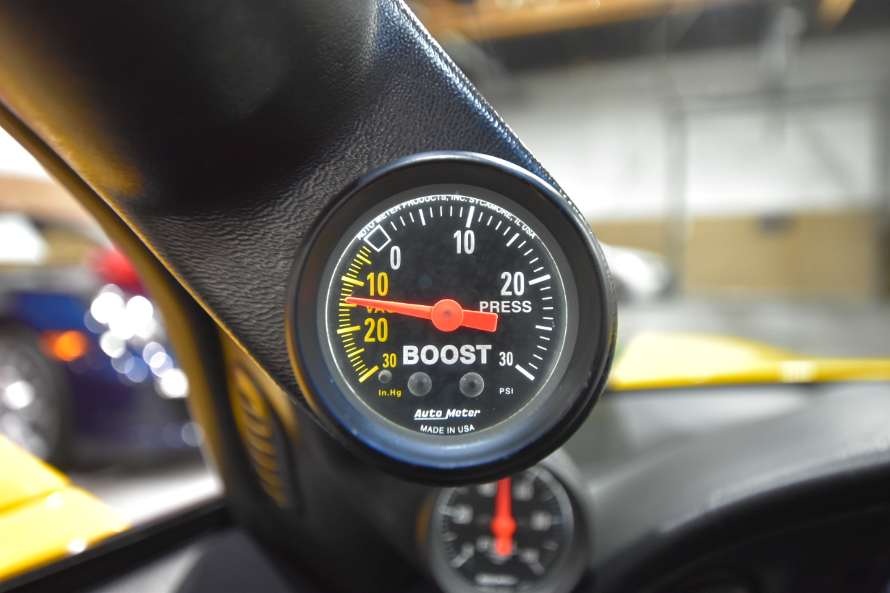 Chevrolet Corvette 2dr Convertible 2003