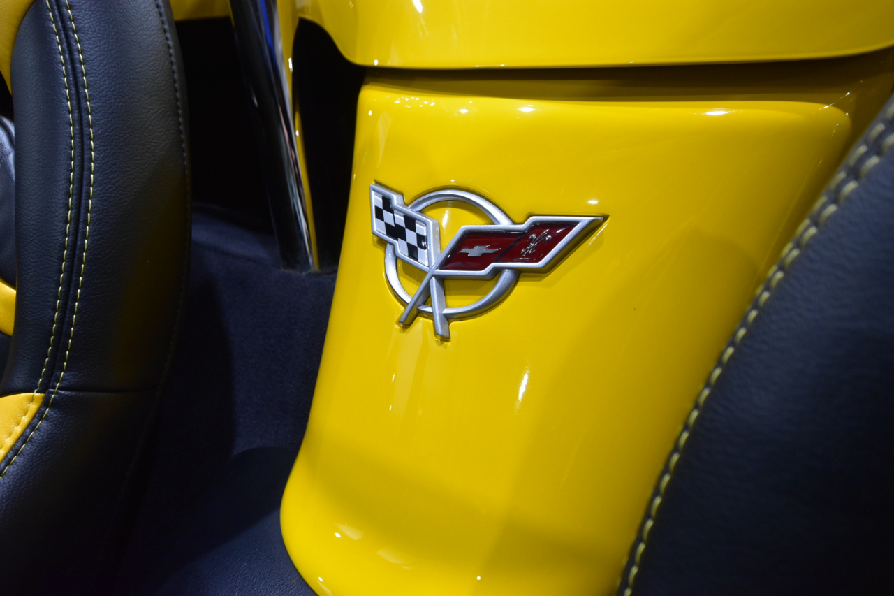 Chevrolet Corvette 2dr Convertible 2003