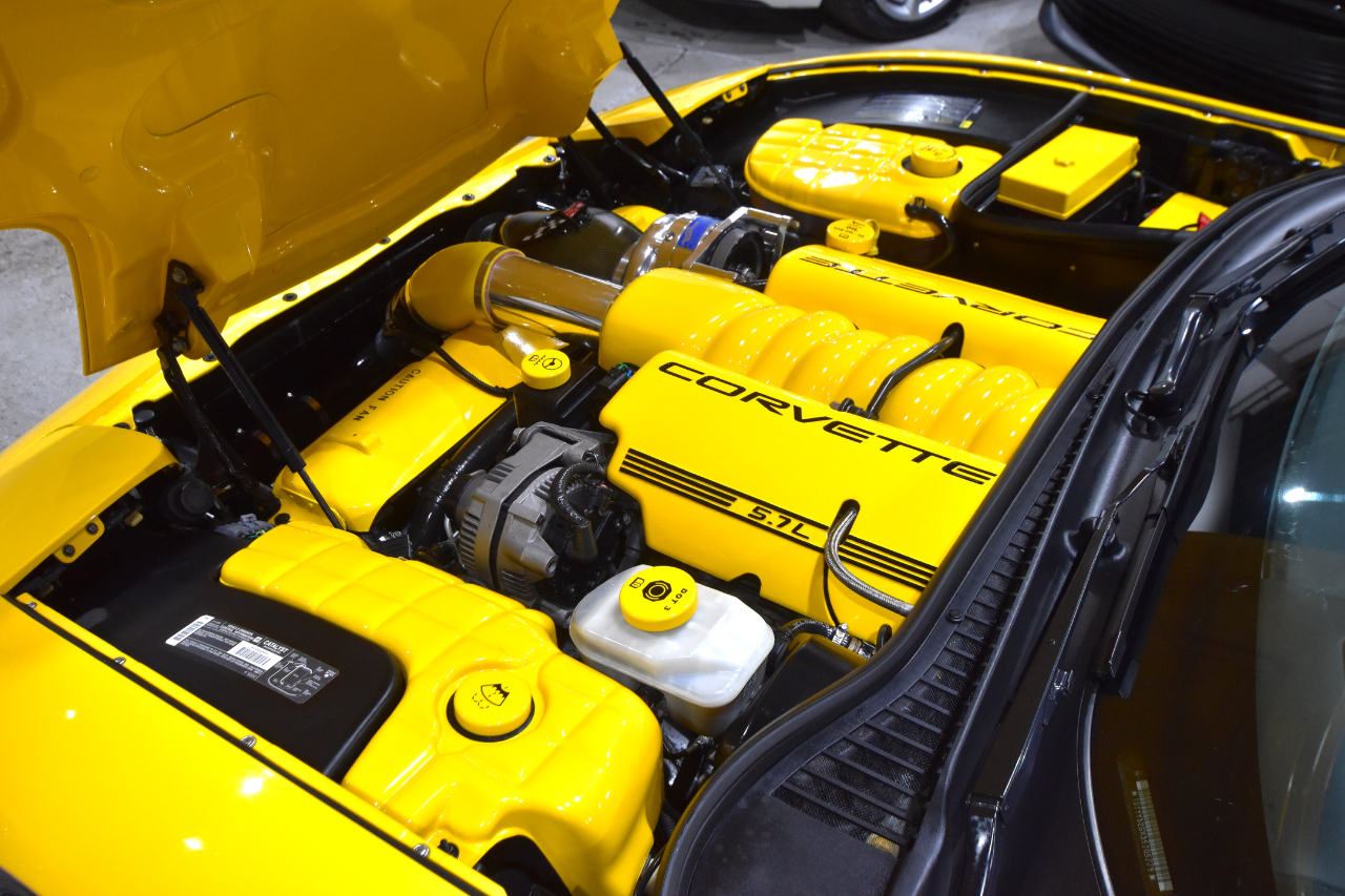 Chevrolet Corvette 2dr Convertible 2003