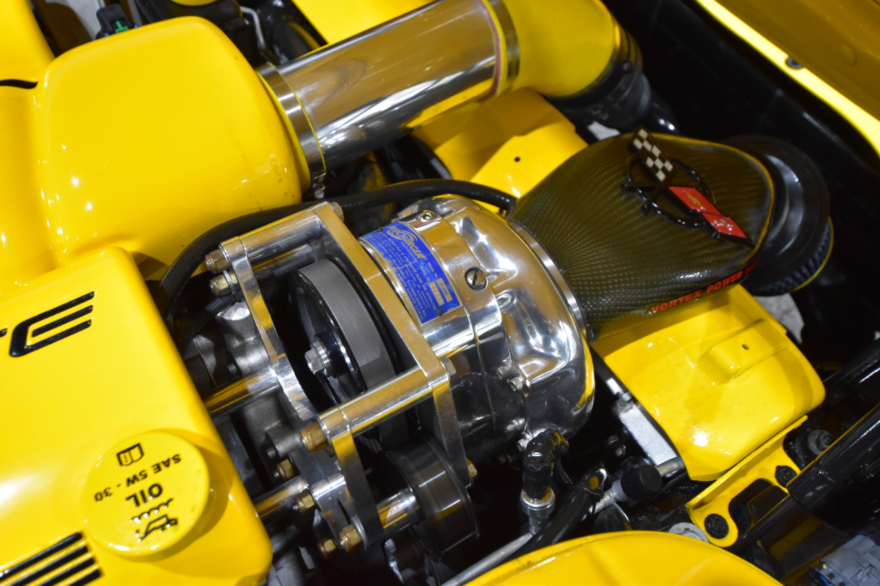 Chevrolet Corvette 2dr Convertible 2003