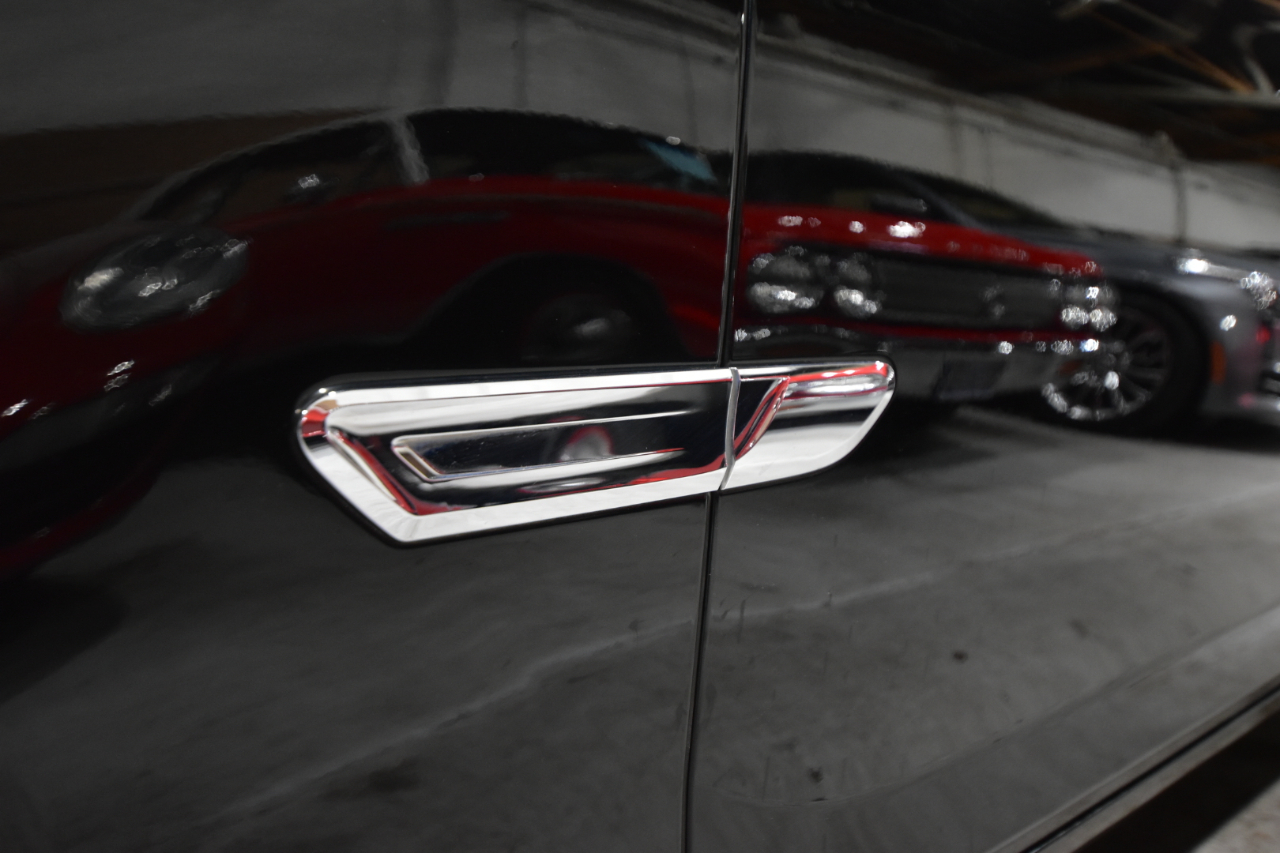 BMW 7 Series 4dr Sdn 750i xDrive AWD 2013