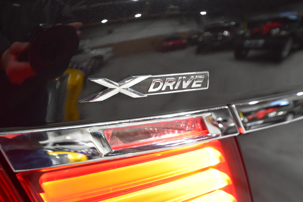 BMW 7 Series 4dr Sdn 750i xDrive AWD 2013