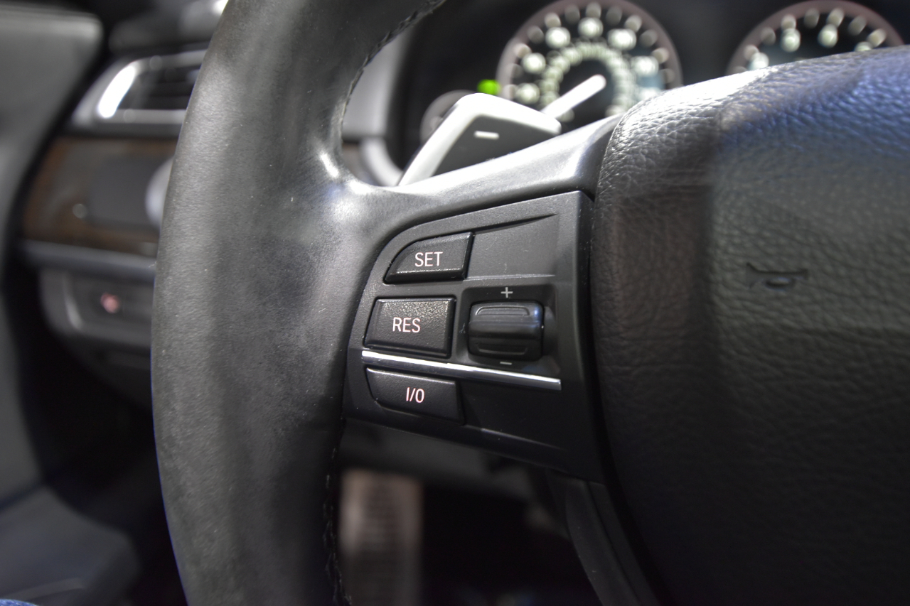 BMW 7 Series 4dr Sdn 750i xDrive AWD 2013