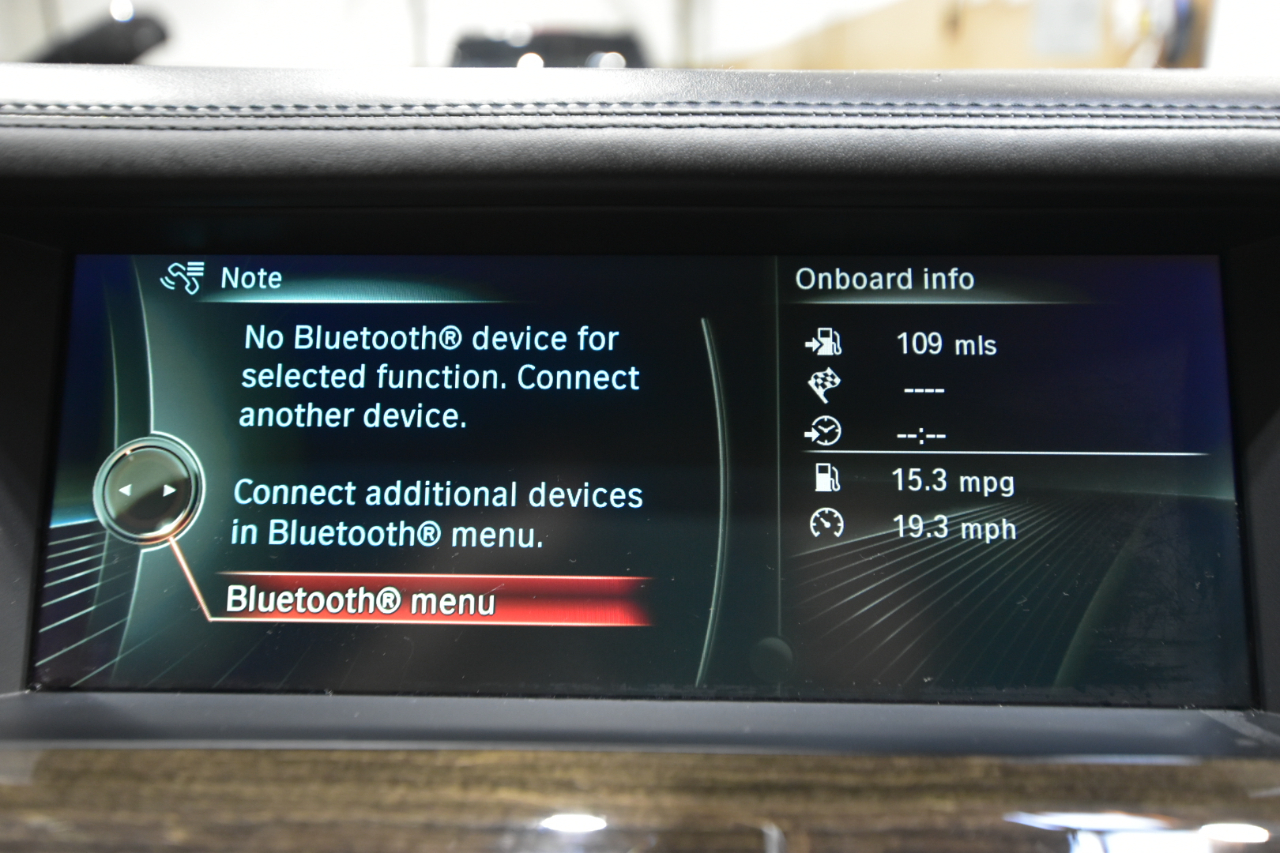 BMW 7 Series 4dr Sdn 750i xDrive AWD 2013