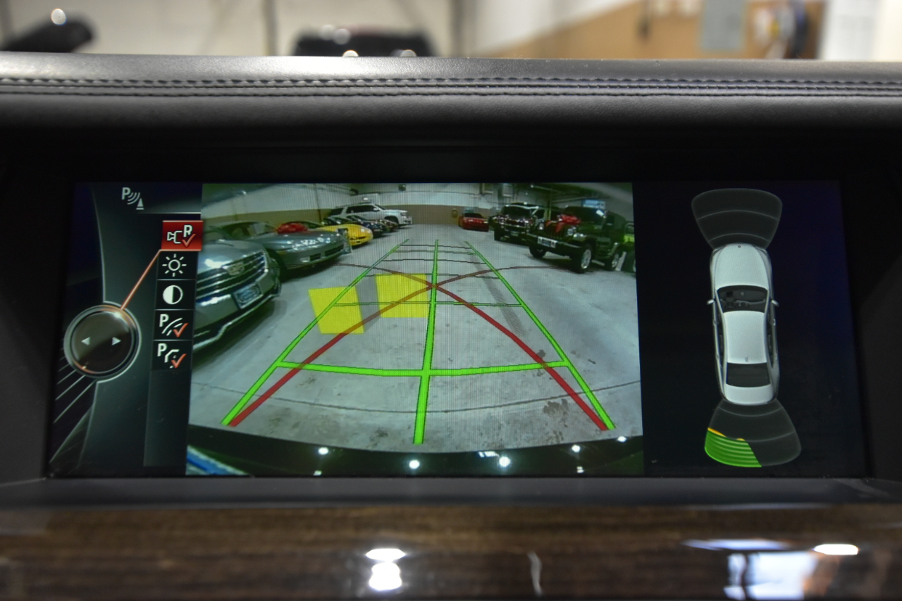 BMW 7 Series 4dr Sdn 750i xDrive AWD 2013