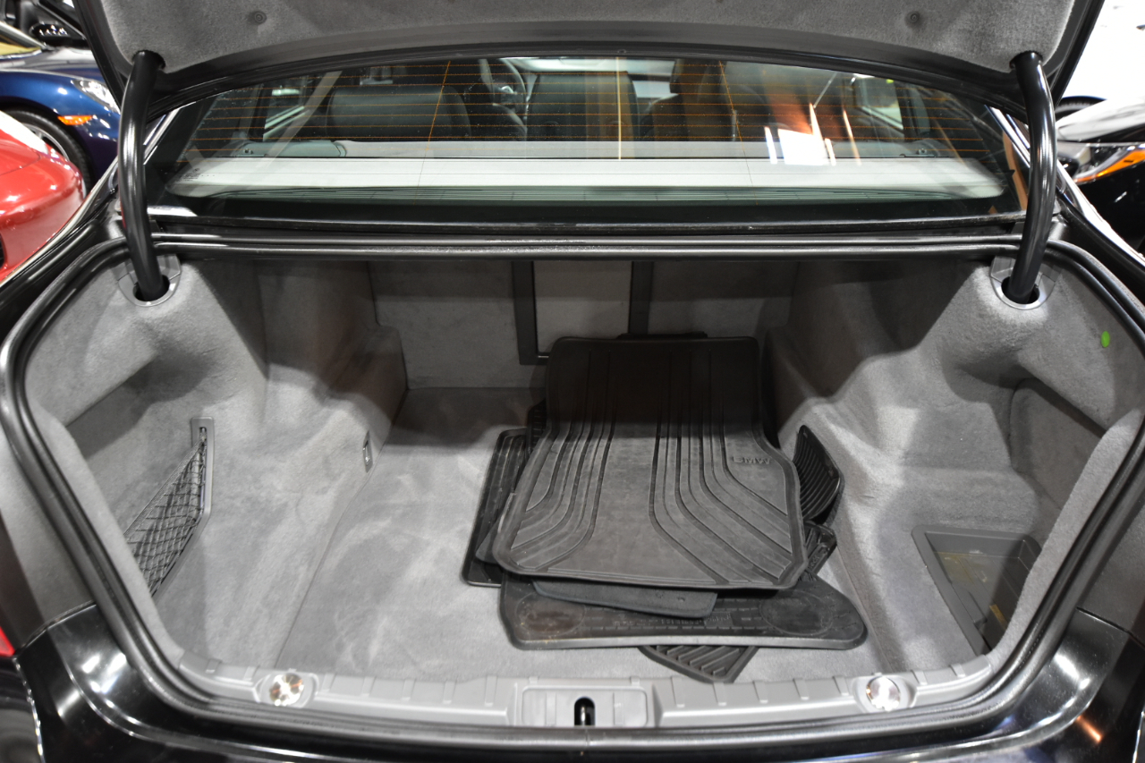 BMW 7 Series 4dr Sdn 750i xDrive AWD 2013