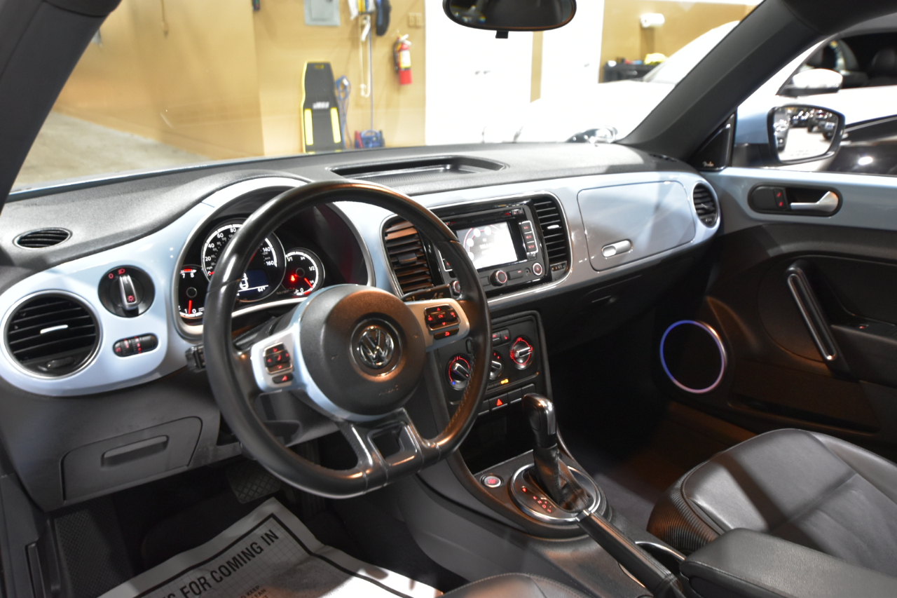 Volkswagen Beetle Coupe 2dr Auto 2.5L 2013