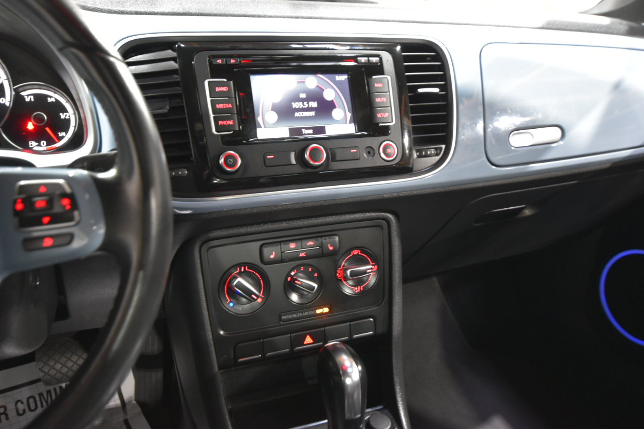 Volkswagen Beetle Coupe 2dr Auto 2.5L 2013